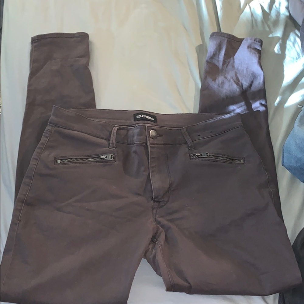 Express Mid Rise Legging - Picture 2 of 3